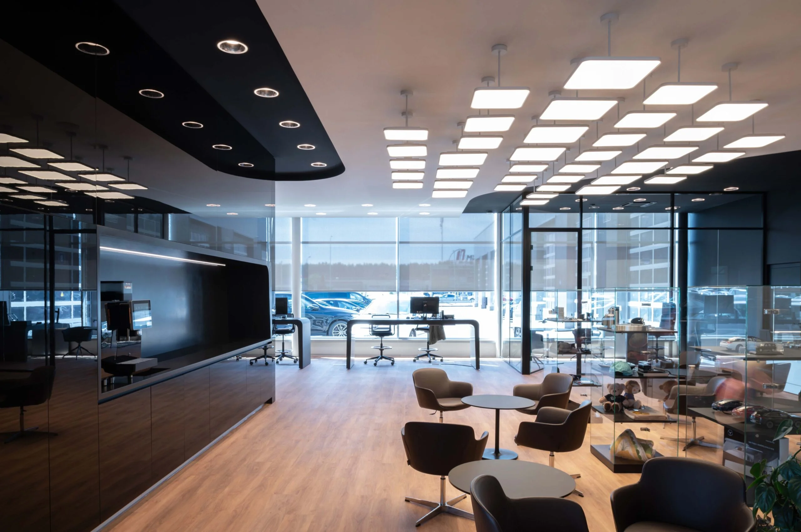 mercedes benz interjeras nytt architektu projektas